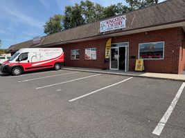 The Kingston Cyclery storefront and service van on Ulster Ave, Kingston NY